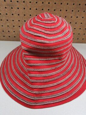 Wallaroo womens red an tan striped Breton Beach Sun hat OS EUC